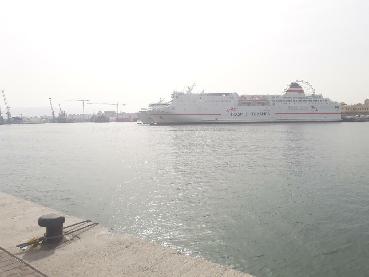Apartamento Malaga Port Zewnętrze zdjęcie